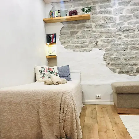 Cozy Veerenni Apartmán *